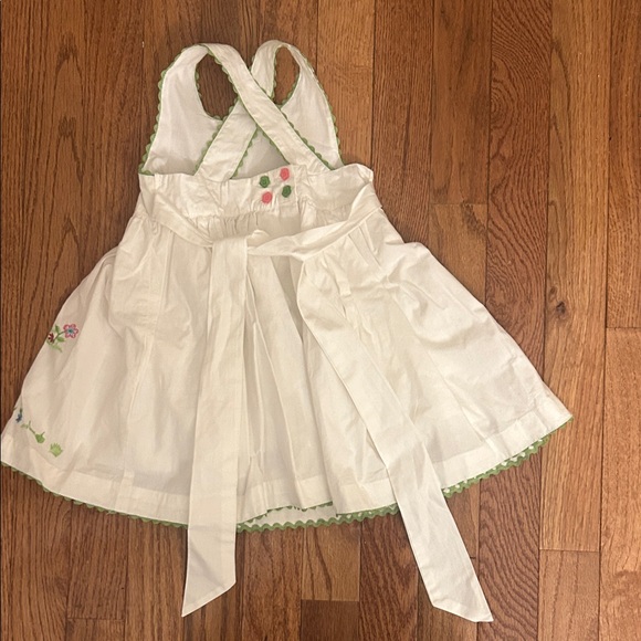 White Embroidered Animal Appliqué Dress with Giraffe-18M - Picture 2 of 3